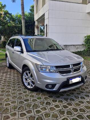 DODGE JOURNEY 3.6 RT V6 GASOLINA 4P AUTOMÁTICO DODGE JOURNEY 3.6 RT V6 GASOLINA 4P AUTOMÁTICO
